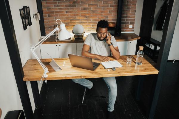 The Connected World of Cloud Telephony in 2021 4 ResizedImage600400 pexels photo 5198240