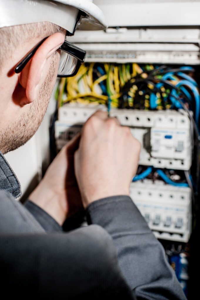 Electrical Installations 4 electrician gbcbab8ba5 1920